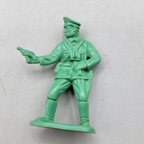 Army Men Plastic Soldiers Aquarium Terrarium Decor 27 Pieces - Picture 3 of 5